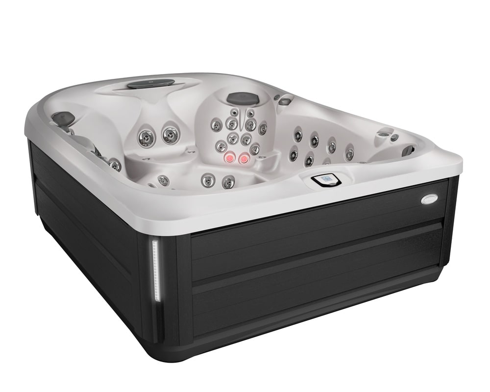 Top 7 Best Hot Tubs for Cold Weather