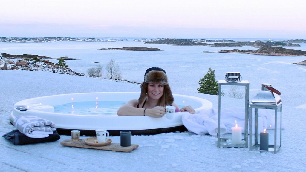 Top 7 Best Hot Tubs for Cold Weather