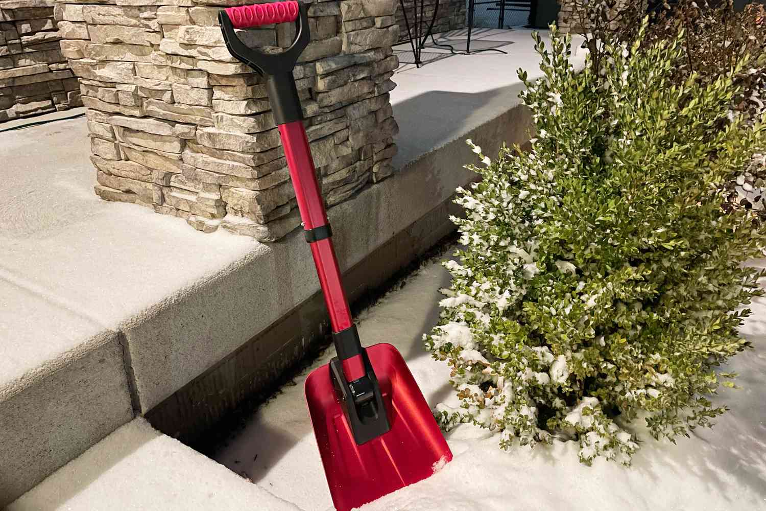 Best Portable Packable Shovel For Winter