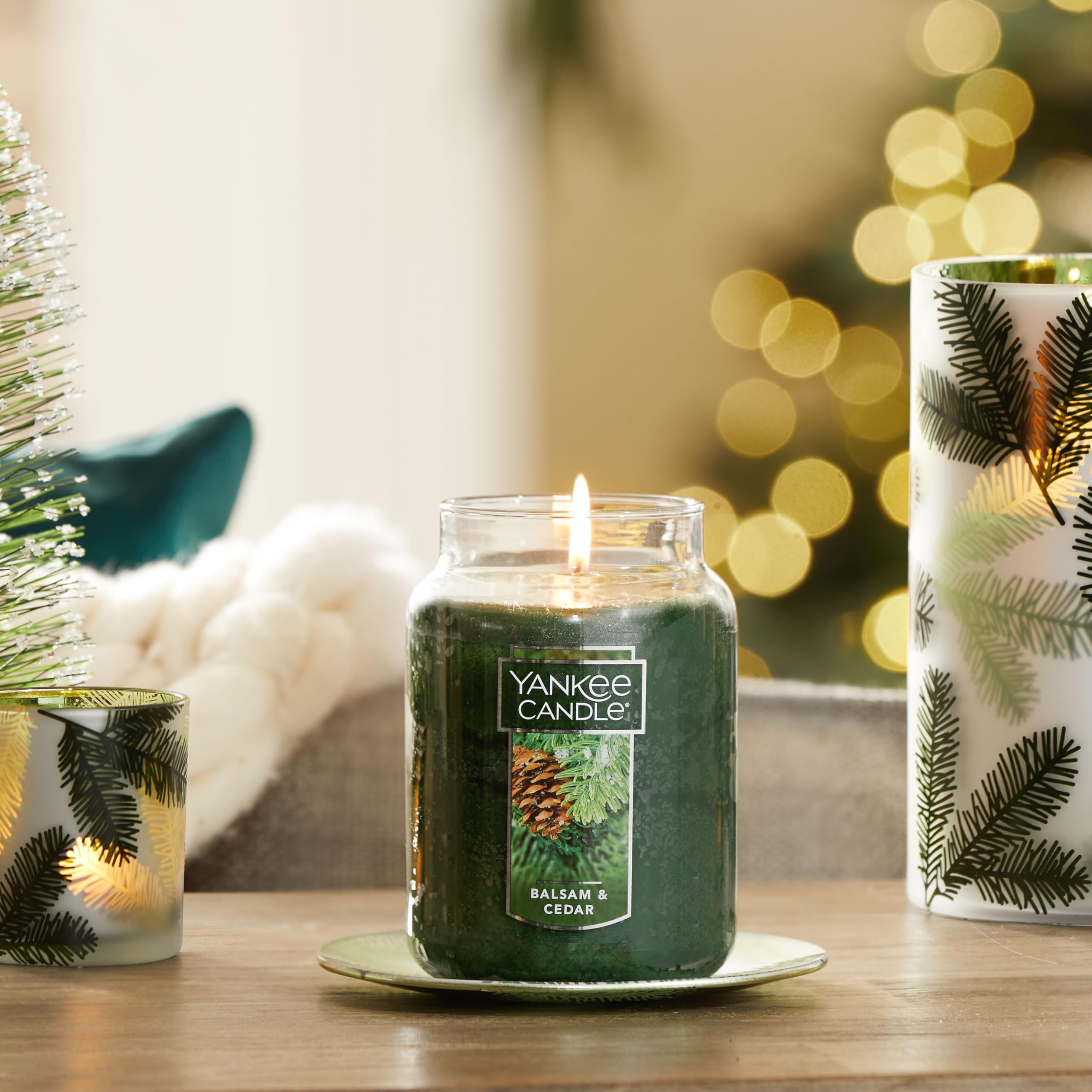 Best Scented Winter Candles For The Perfect Ambiance