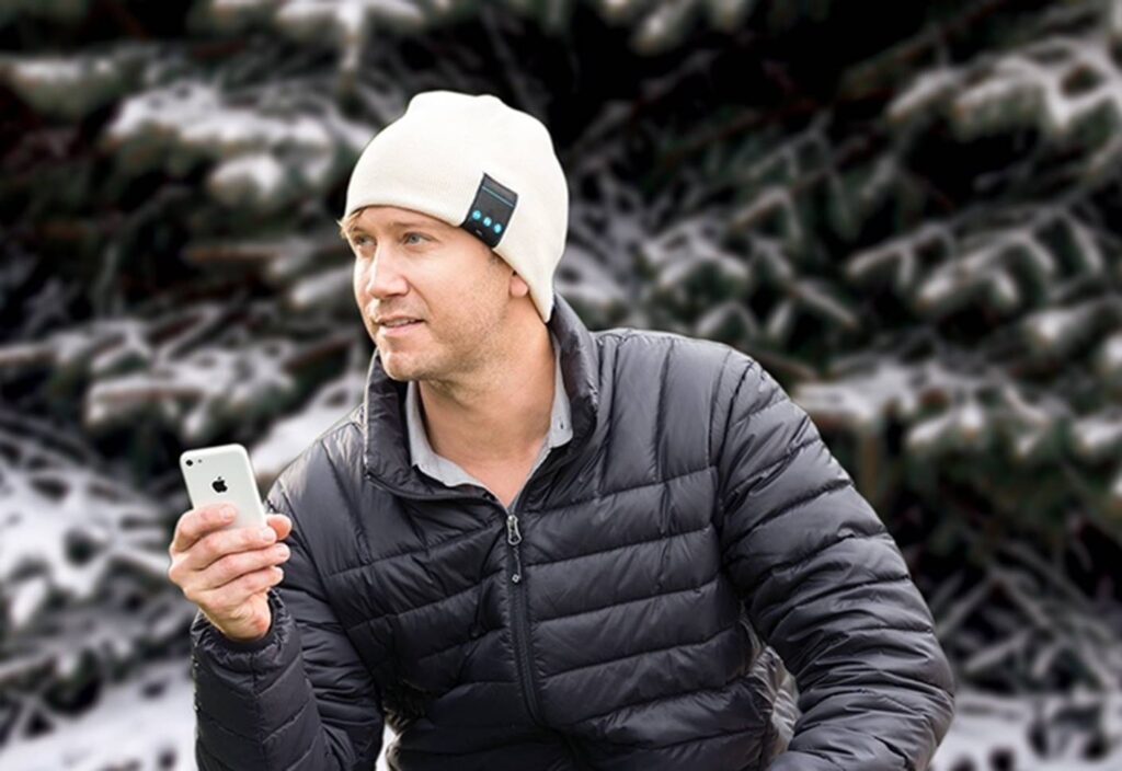 Best Wireless Musical Beanies For This Winter