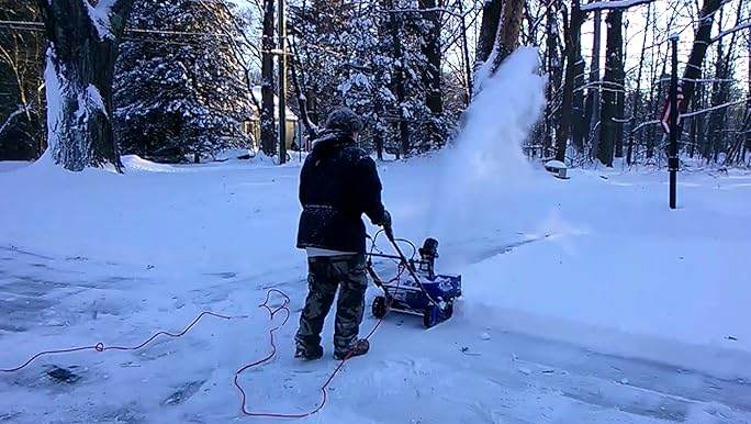 Top Best Snow Blowers for Heavy Snow