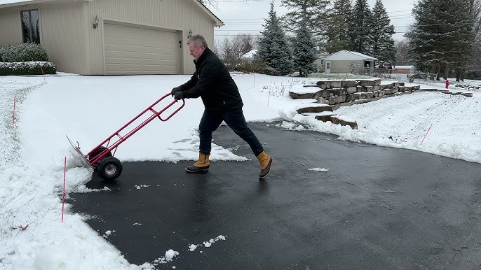 Top 7 Easy-to-Use Wheeled Snow Shovels for Winter